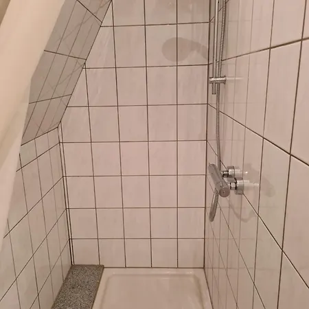 Schwalbenhaus *
